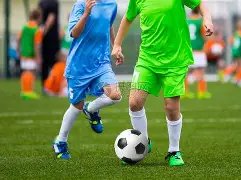 中国队网球,联合杯首战,完胜巴西,香港赛马会,香港马会,赛马赛事,马术资讯